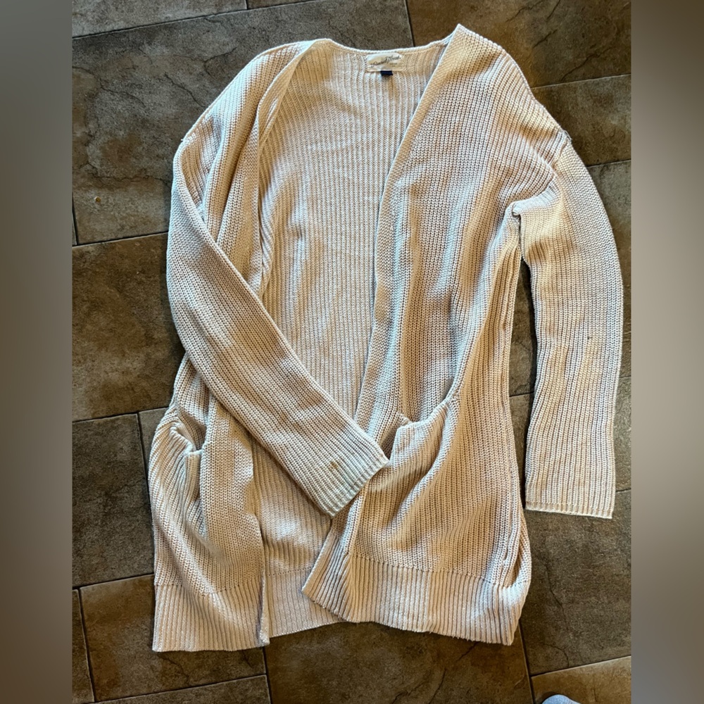 Universal Thread Women's Cream Cardigan